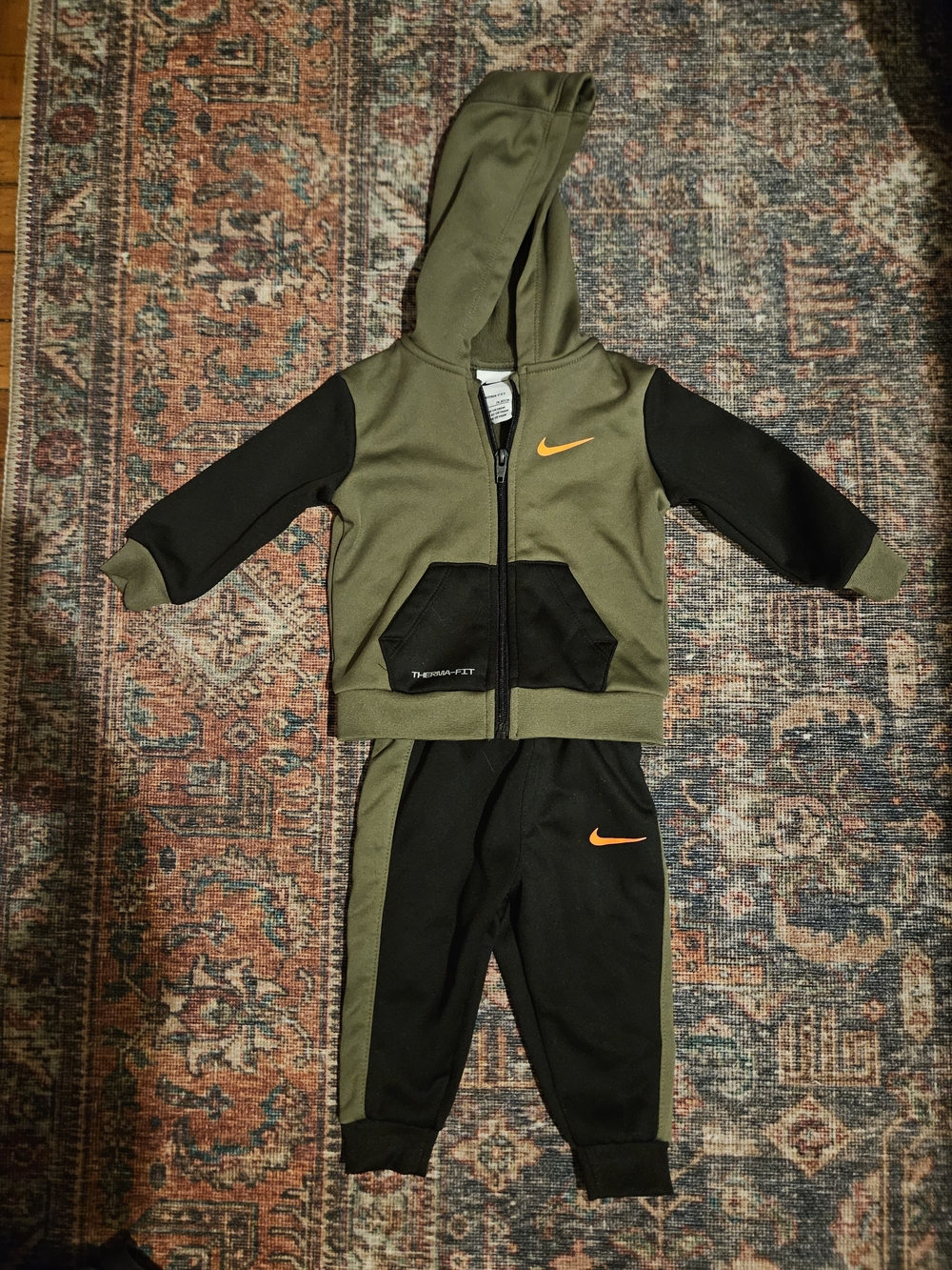 Nike Therma-Fit Olive & Black Baby Jogger Set
